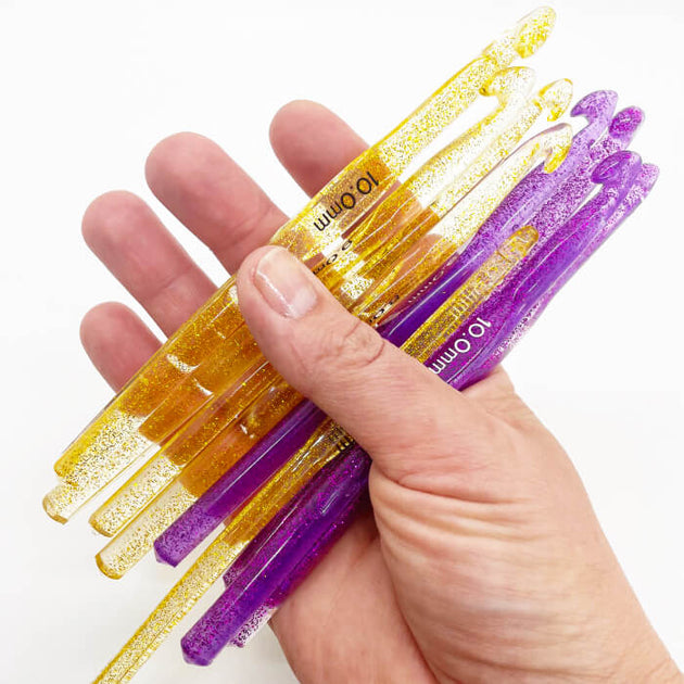 Make your own set of Resin Crochet Hooks